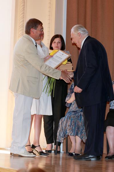 2013 Competition Photo 9